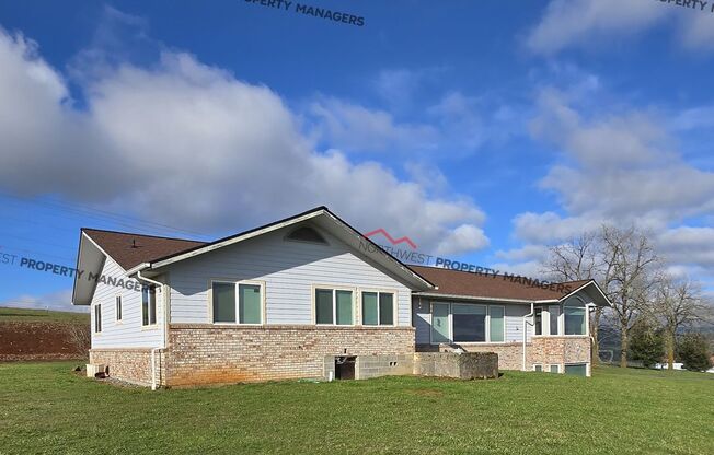 STATUS: AVAILABLE | R285 | $2695 + $100 for well/septic maintenance