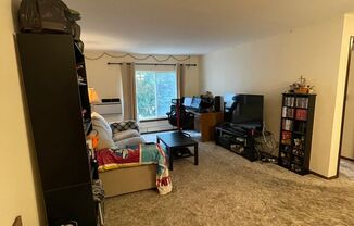 1 bed, 1 bath, $895, Unit 40