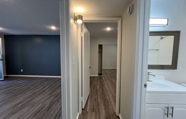 2 beds, 1 bath, 1,000 sqft, $1,898, Unit 120