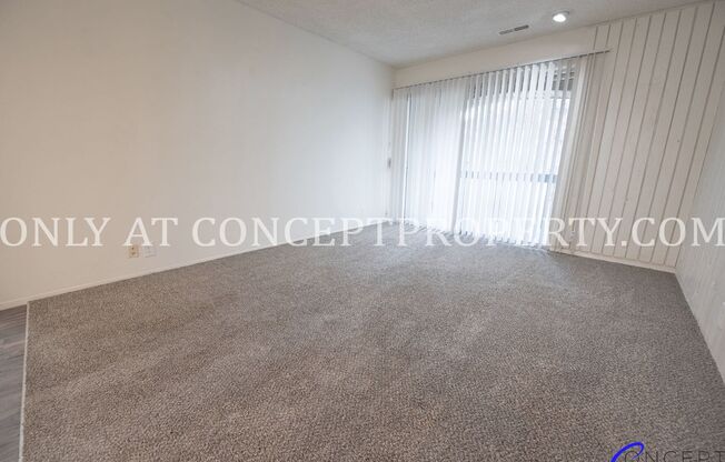 1 bed, 1 bath, 700 sqft, $1,225, Unit 35