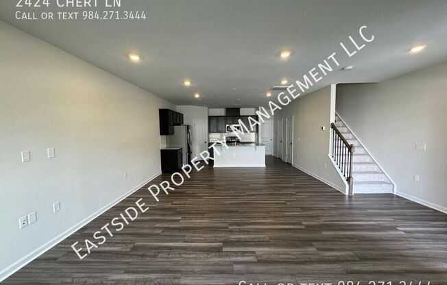2424 CHERT LN