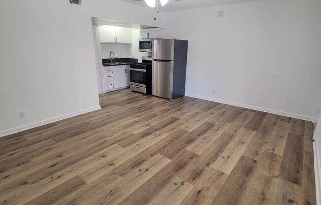 4558 173 ST