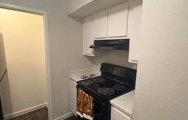 1 bed, 1 bath, 750 sqft, $1,095, Unit 01-0111