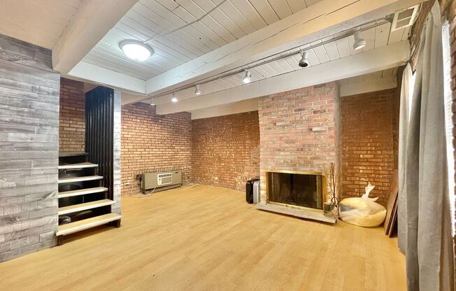 806 S. Loomis St