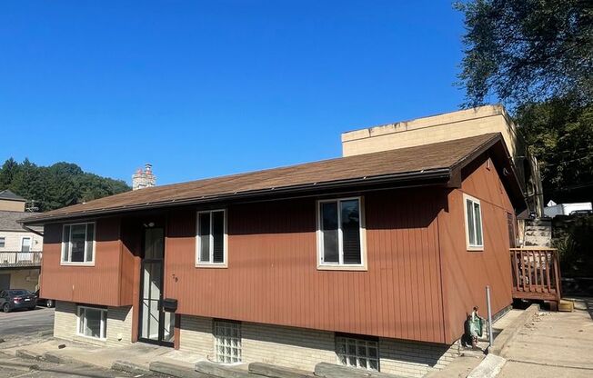 Renovated North Hills 3 Bed, 2 Bath House Available July!