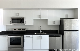 704 N ALVARADO ST