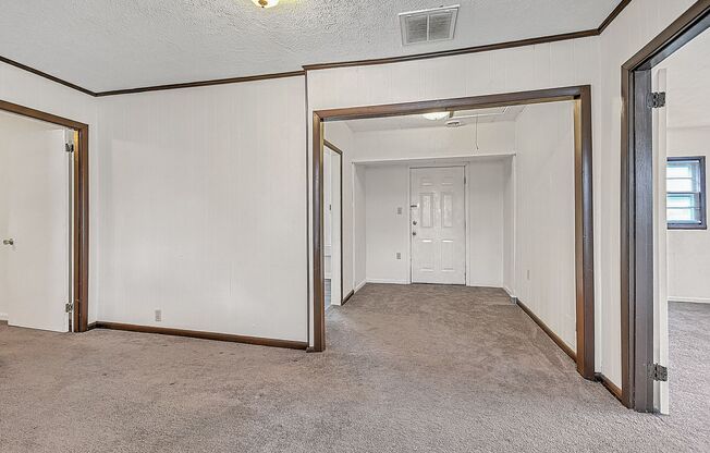 2 beds, 1 bath, $750, Unit Unit# 2