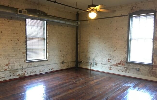 1 bed, 1 bath, 800 sqft, $1,390, Unit 448