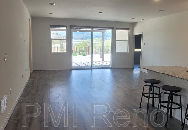 8380 FENHOLLOW DR