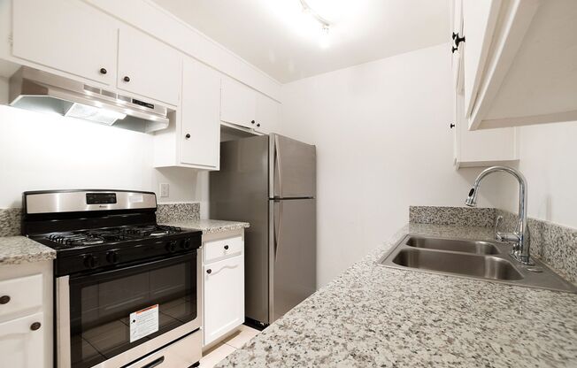 Figueroa Street Apartments