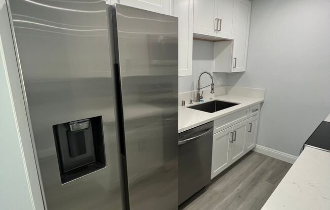 2 beds, 1 bath, 796 sqft, $2,350, Unit C-74