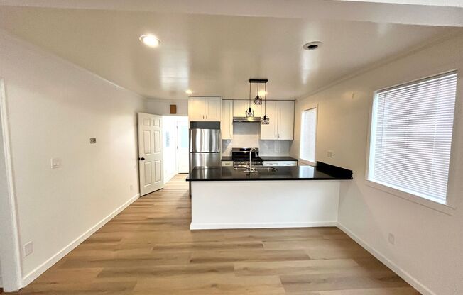 Charming 4 Bedroom Home Located in Lomita Park Neighborhood