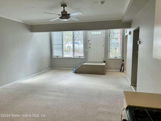 2 beds, 1 bath, 1,000 sqft, $2,400, Unit # SIDE