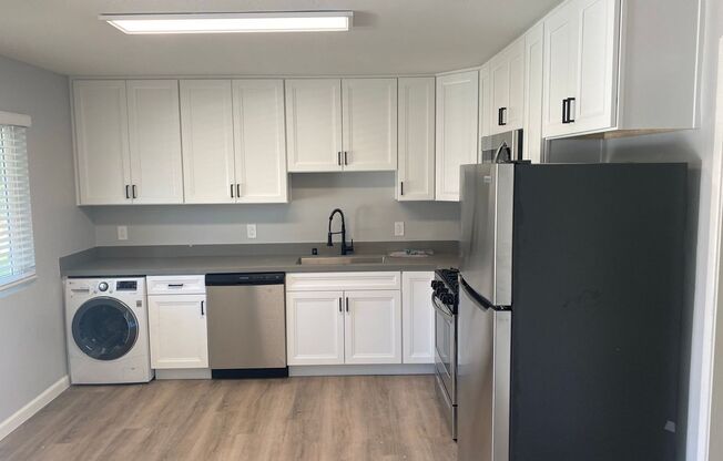 1 bed, 1 bath, 575 sqft, $2,495, Unit 945-1