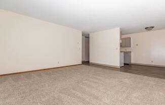 1 bed, 1 bath, 777 sqft, $1,115