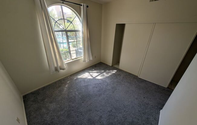 2 beds, 2 baths, $1,600, Unit # 2114