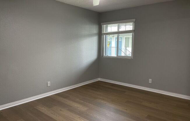 2 beds, 1 bath, 890 sqft, $2,795, Unit 0032