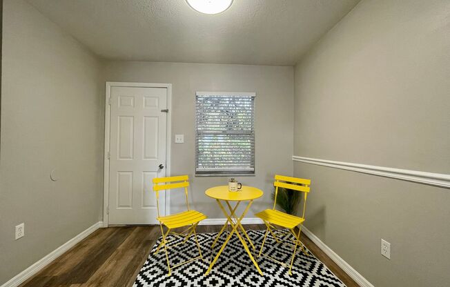 2 beds, 1.5 baths, 846 sqft, $1,499, Unit 204