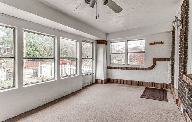3 bedroom in Highland Park- Central Air!