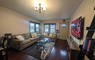 3 beds, 1 bath, $1,995