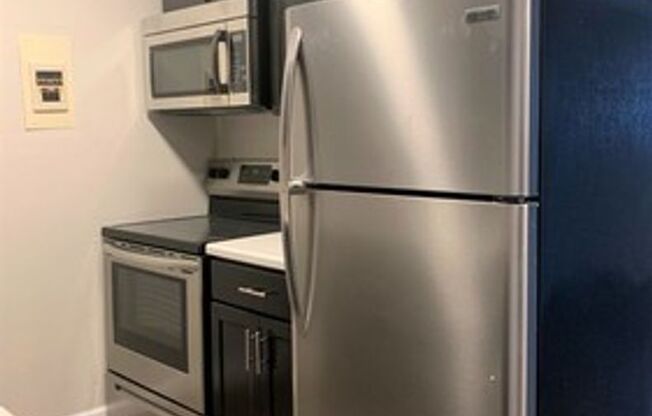 2 beds, 1.5 baths, 835 sqft, $1,135, Unit N-0703