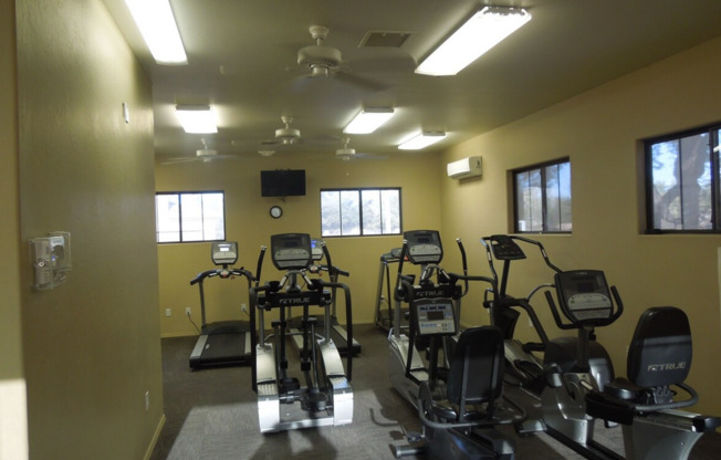 2 beds, 2 baths, $1,895