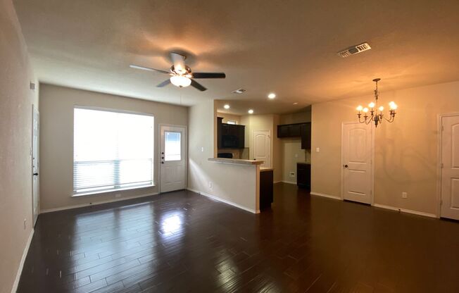 3/2.5/2 Close to Creekside Shopping & Entertainment/No Carpet /  1st Floor Laundry  /Fenced in Yard /  CISD