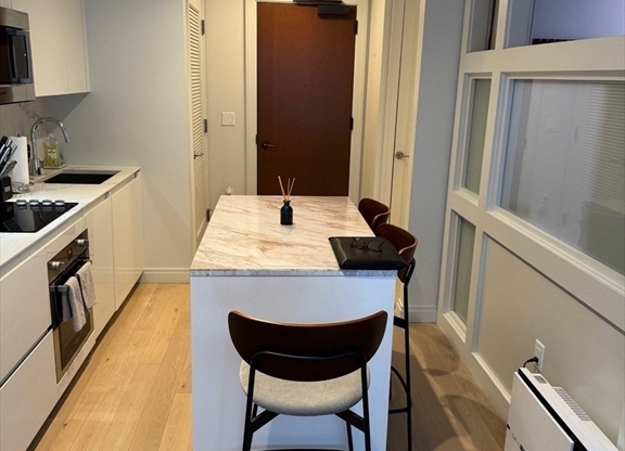 Studio, 1 bath, 531 sqft, $3,650, Unit 1210