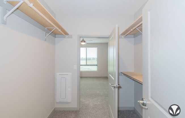 2 beds, 2 baths, 1,190 sqft, $1,765, Unit YH-3031