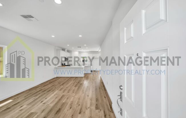 Modern & Spacious 5BD/3BA Home in South Sacramento Gated Community