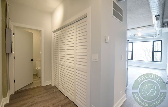 2 beds, 1 bath, 570 sqft, $2,500, Unit 301