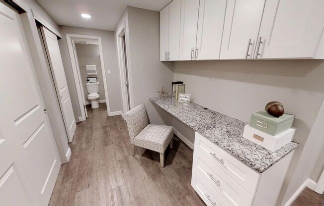 2 beds, 1 bath, 875 sqft, $1,633, Unit 205