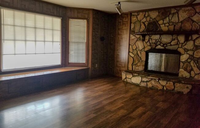 Spacious South Augusta Home Renovated. Conventional or section 8