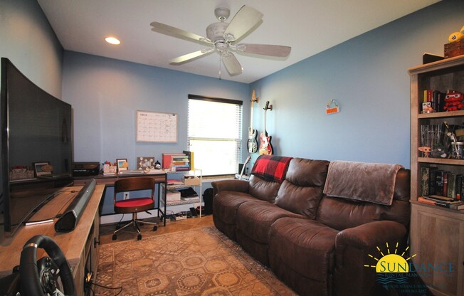 3 beds, 2 baths, $2,100