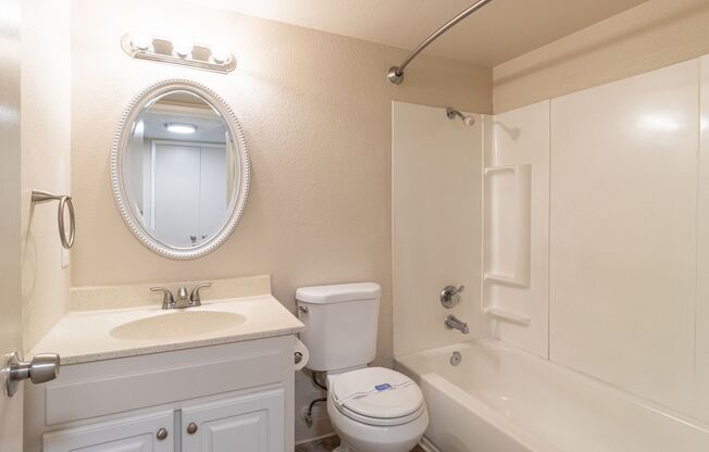 3 beds, 1.5 baths, 1,025 sqft, $2,275, Unit 490004