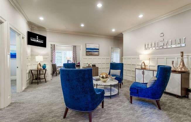 Photo of leasing office