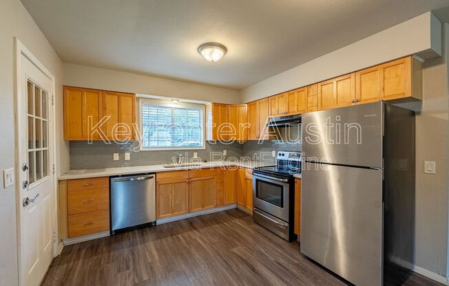 2105 N CANNES DR