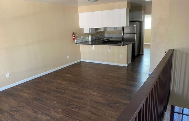 $2,500 - 2 Bed 1.5 Bath Duplex Unit in Spring Valley