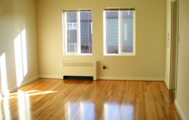 1 bed, 1 bath, 648 sqft, $1,495, Unit F07