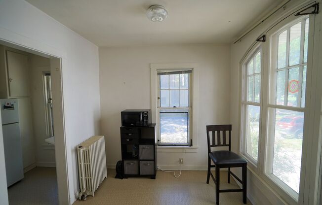 1 bed, 1 bath, $1,025, Unit 2