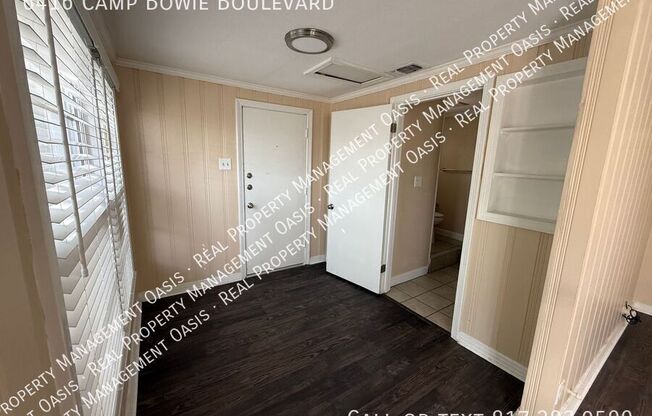 6416 CAMP BOWIE BLVD