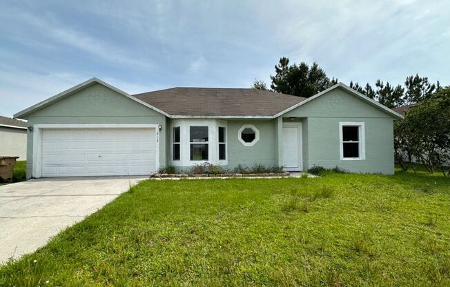 Remodeled, Updated and Upgraded Poinciana Dream!