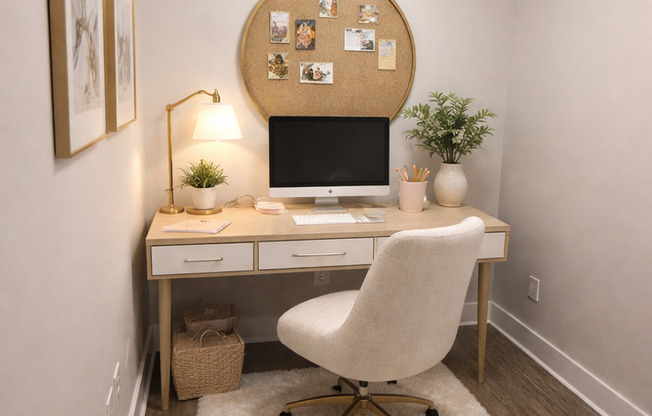 2 beds, 2 baths, 950 sqft, $2,400, Unit 320