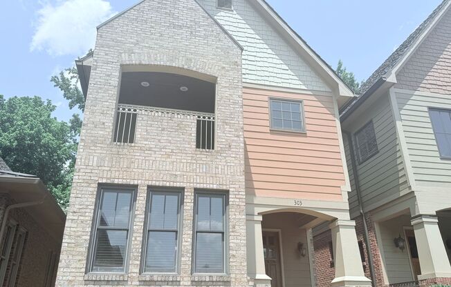 3BR/3.2BA For Rent