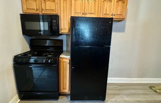 Spacious 3-Bedroom Home for Rent in Carroll Park – 6018 Media St
