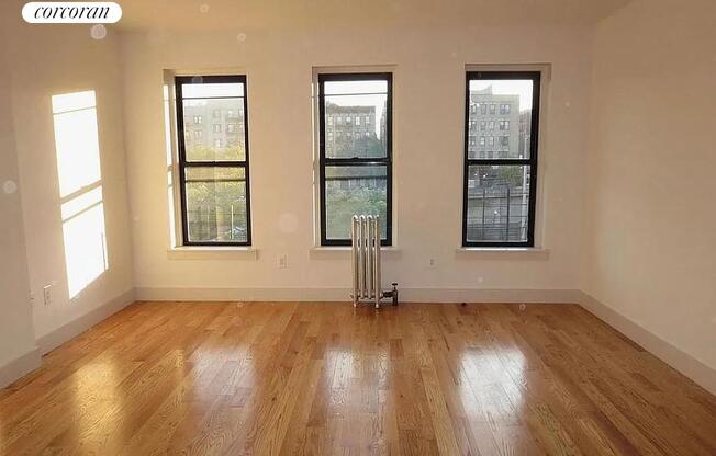 517 W 179 ST