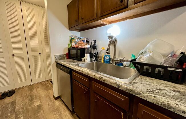 1 bed, 1 bath, $1,055, Unit 48