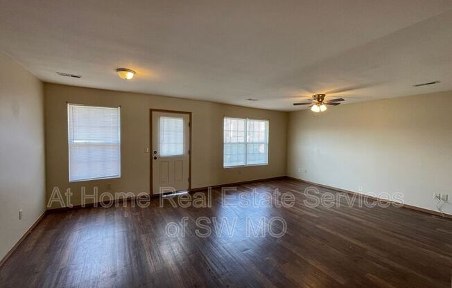 1117 S CLIFTON