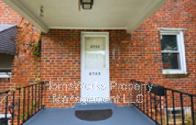 2733 ELLICOTT DR