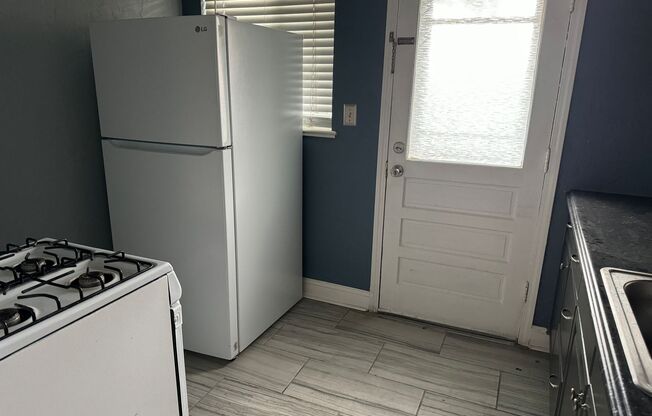 1 bed, 1 bath, $1,575